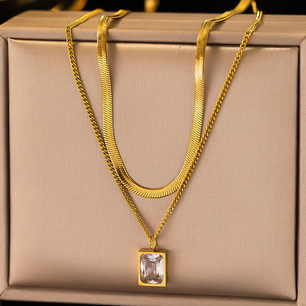 Pearl Muse Necklace