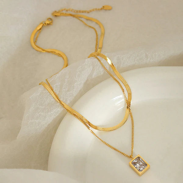 Pearl Muse Necklace